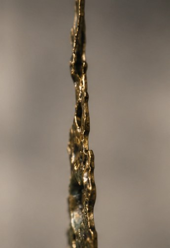 Detail, side profile