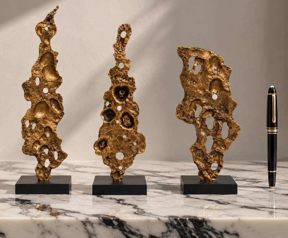 Siluette, cabinet scale: three works together